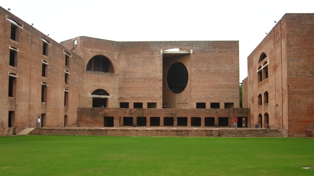IIM Ahmedabad Heritage Campus & Vastrapur